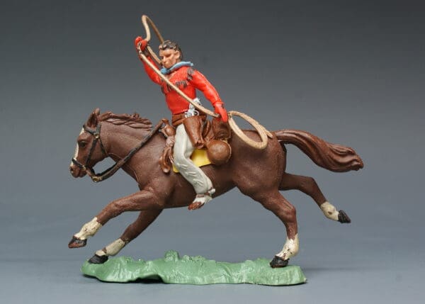 Swoppet Cowboy Throwing Lasso Mounted (RED Torso)