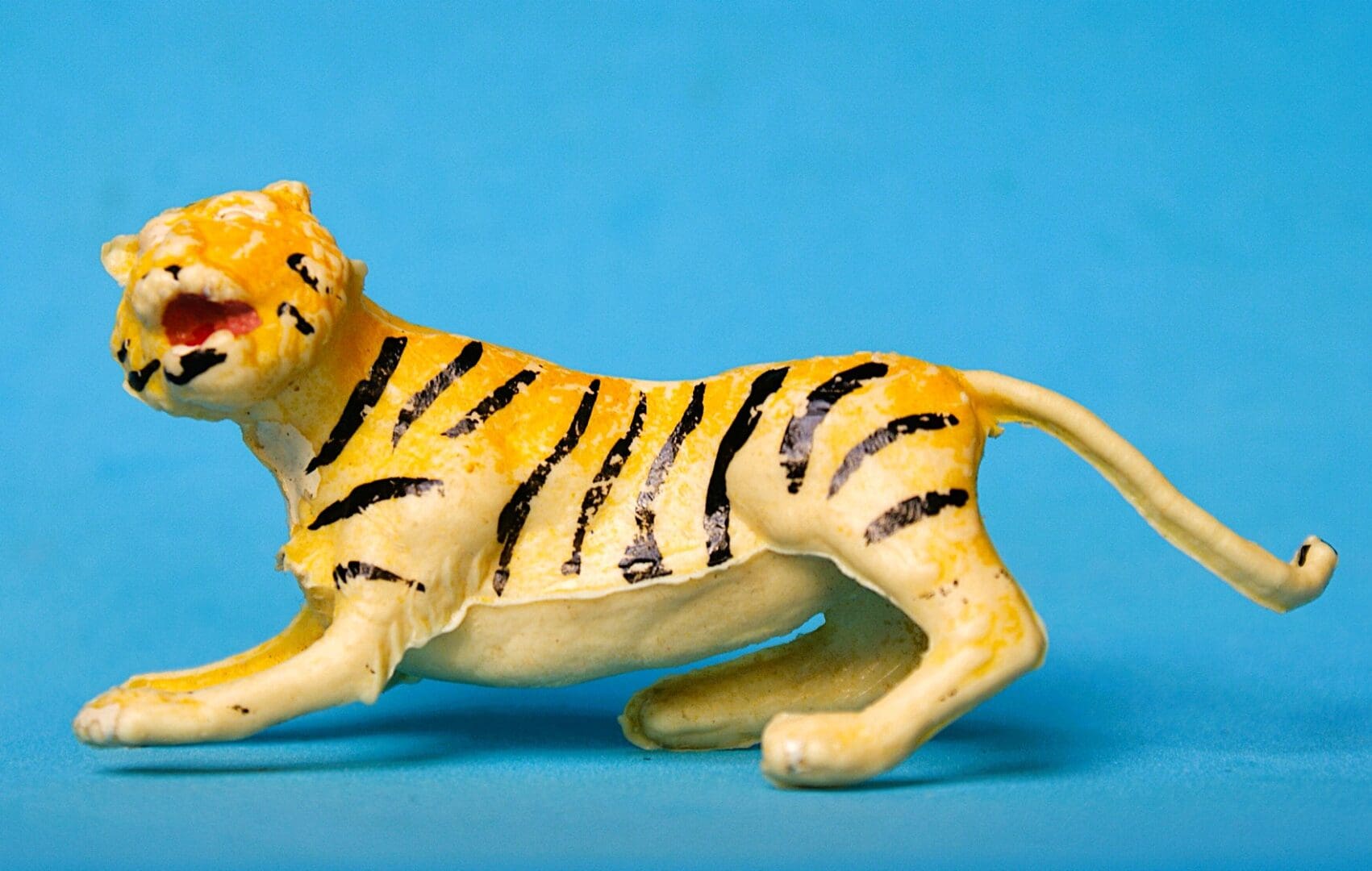 Cherilea Zoo Models Crouching Tiger - Superb!
