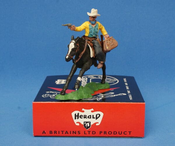 Herald Swoppet Mounted Cowboy Bank Robber (YELLOW Torso)