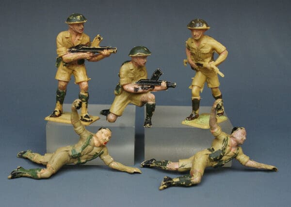 Cherilea 60mm British 8th Army - DARK GREEN Helmets