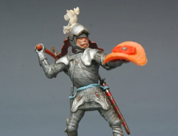 Swoppet C15th Knight with Axe, White Dragon Crest