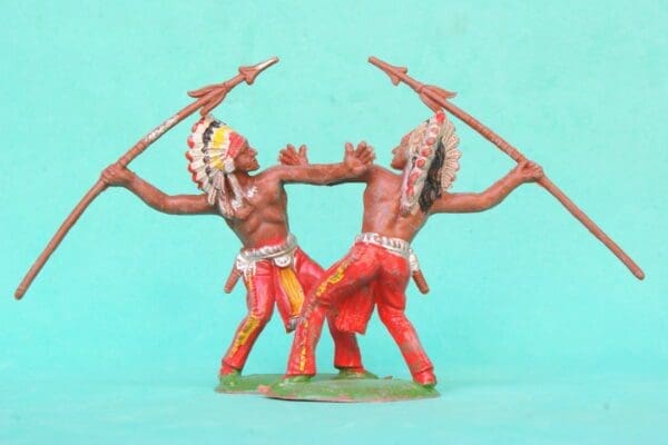 NEW! Cherilea 50mm Indians with Spear - Matching RED Paint - Image 4
