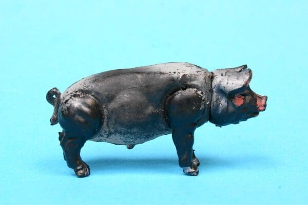 SOLD Lone Star RARE Movable Farm Pig (Black Plastic)