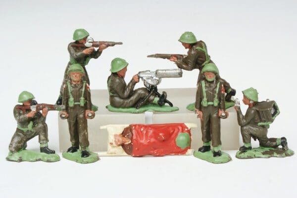 Trojan Khaki Soldiers with Stretcher Party