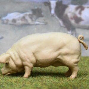 SOLD Herald Farm Boar - Buff SMOOTH Plastic!