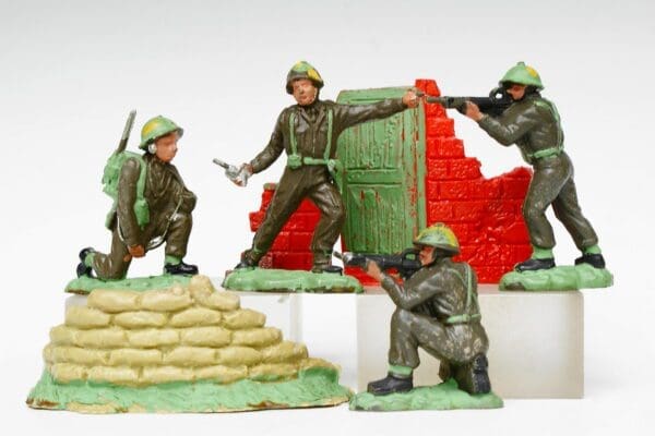 VP Khaki Battle Series with Accessories
