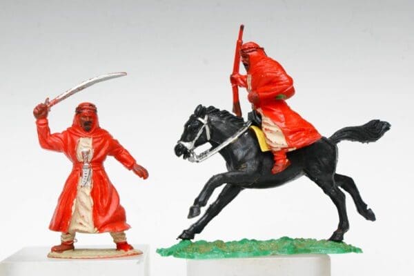 SOLD Timpo Solid Plastic Arabs (One Mounted) a/f