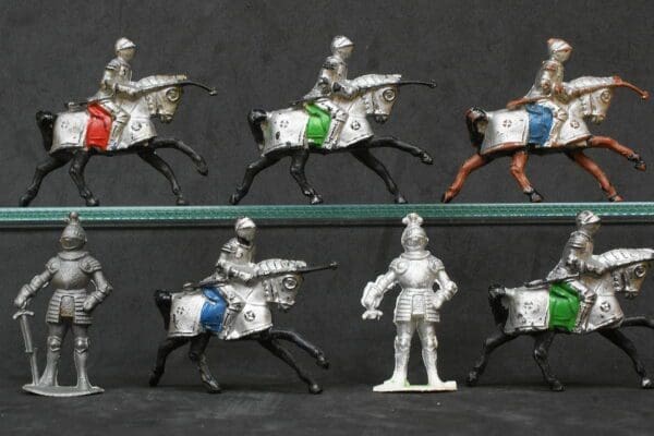 NEW! Cherilea 30mm Mounted Medieval Knights from Lead Mould