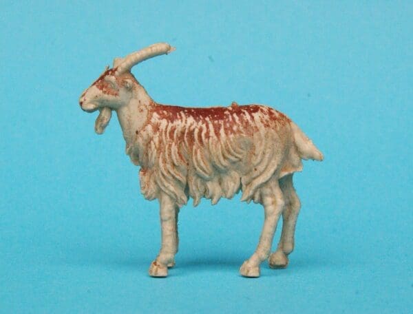 SALE! Cherilea Transitional Farm Goat - Scarce! - Image 3