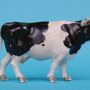SOLD Britains Lead Mould Cow - Early SMOOTH Plastic