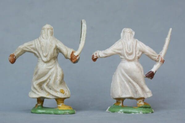 Pair of Trojan Arab Warriors - WHITE Plastic - Image 3