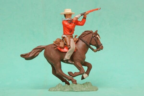 NEW! Herald Swoppet Cowboy Firing Rifle Mounted + Repro Box