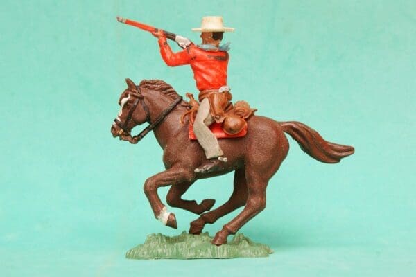 NEW! Herald Swoppet Cowboy Firing Rifle Mounted + Repro Box - Image 3
