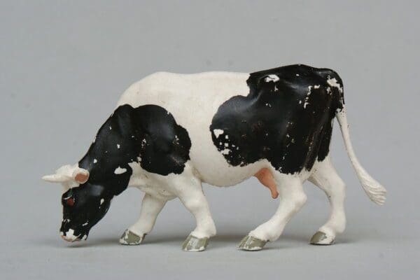 NEW! Britains Friesian Cow - SMOOTH Plastic (1958)