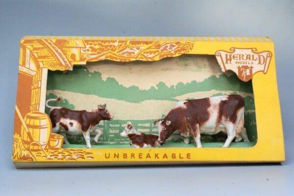 SOLD Herald 'Zang' Ayrshire Cow & Calves Display Carton II