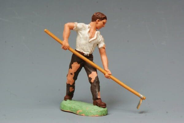 Herald Farm Labourer (White Shirt) with Hoe