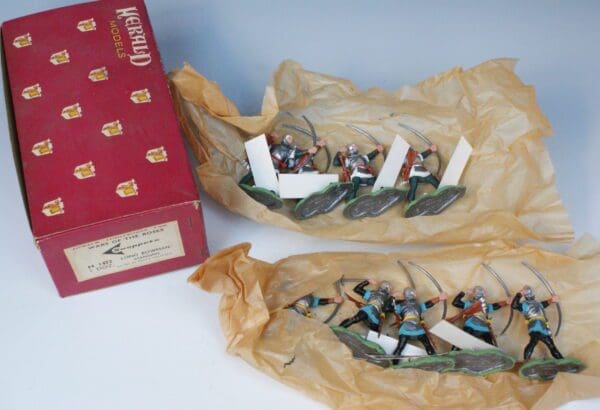 'Swoppet' Knight Long-bowman - 'Rahere' Trade Box - Image 3