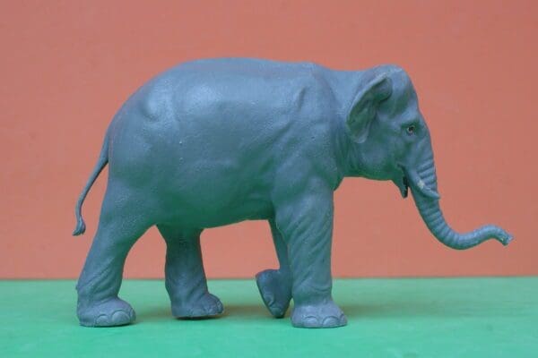 SOLD Britains Zoo Series Indian Elephant