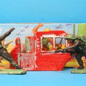 SOLD Speedwell Battle Series - Stable Door & 2 Soldiers