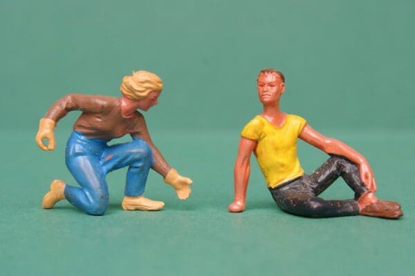 Britains Floral Garden Teenager & Girl with Trowel
