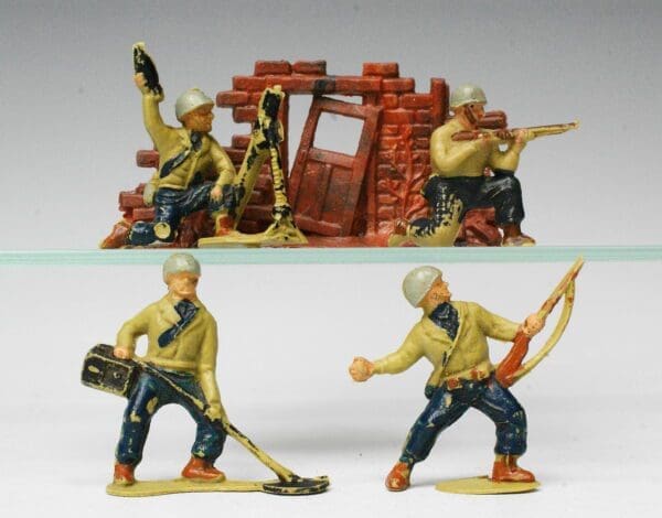 SOLD Charbens American Infantry & Ruined Wall with Door
