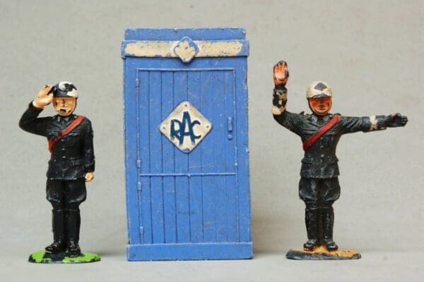 Kentoys Mega Rare RAC Box plus 2 Patrolmen