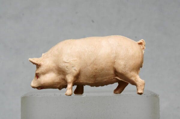 SOLD HR Products (Harry Reynolds) Farm Pig - Mega Rare!