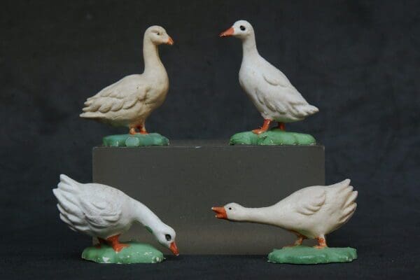 Herald Farm Ducks and Geese - Set of 4