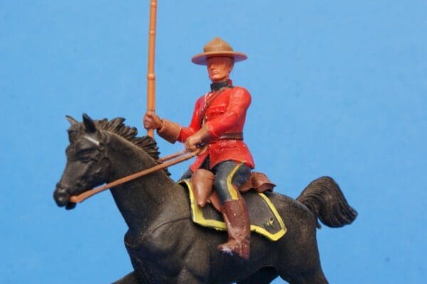 Eyes Right RCMP Mounted Trooper (Manhattan) - Image 5