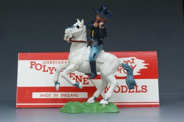 SOLD Crescent US Cavalry Mounted Trooper