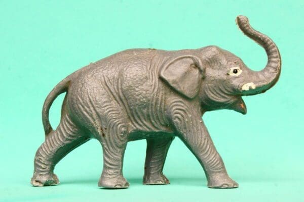 Charbens Plastic Elephant - from Lead Mould - Image 3