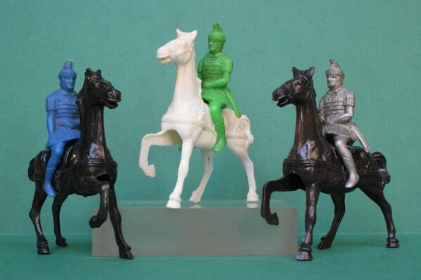 Poplar Plastic Mounted Roman Centurions - Unpainted - Image 2