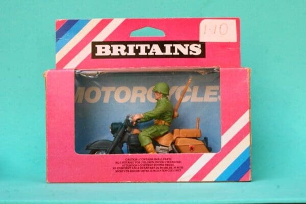 SOLD Britains Harley US Despatch Rider - Faded Rainbow Box