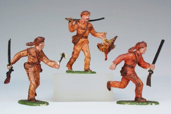 SOLD Marx UK 50mm Frontiersmen x 3 Figures
