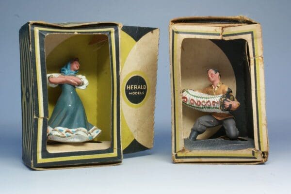 SOLD Ukrainian Dancers with Twin Cartons
