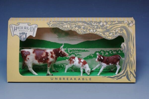 SOLD Herald 'Zang' Ayrshire Cow & Calves Display Carton