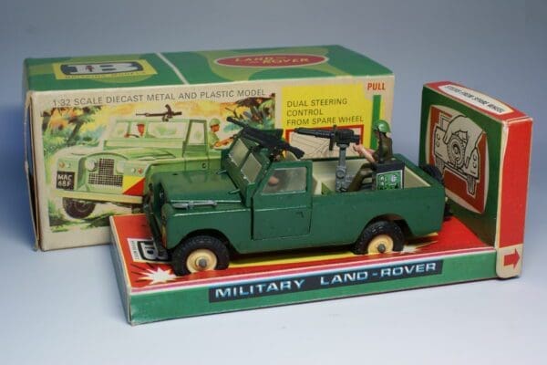 SOLD Military LWB Land-Rover Sleeve Box