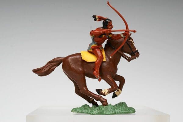 SOLD Herald Zang Indian Brave - Brown Horse SMOOTH Plastic