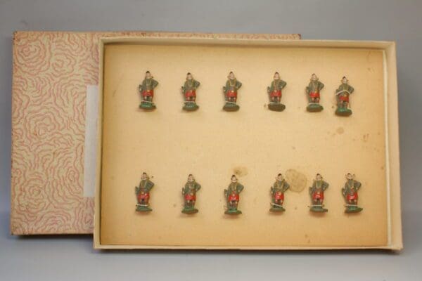 SOLD Zang Boxed Set of Highlanders
