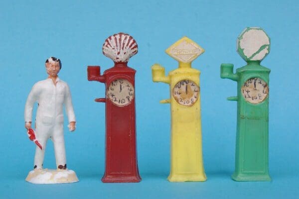 SOLD B&S Petrol Pumps and Mechanic from Road & Garage Series