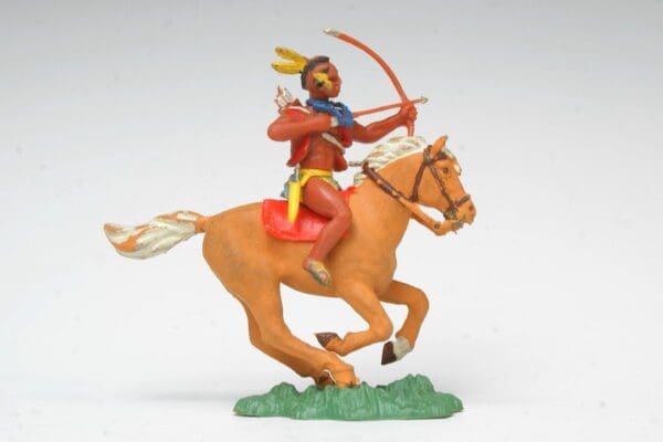 Herald Swoppet Mounted Indian with Bow & Arrow - Image 2