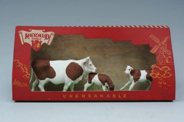 SOLD Herald Farm Display Carton - Cow Standing