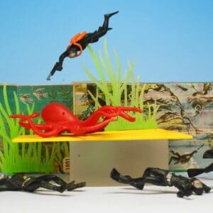 SOLD Mini-set Frogmen & Octopus Scenic Model, Boxed