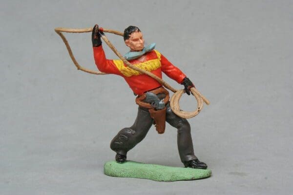 SOLD Herald Swoppet Cowboy Throwing Lasso RED Torso VNM!