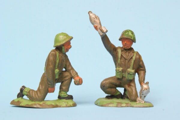 SOLD Kentoys British Mortar Crew - Spare Pair of Figures