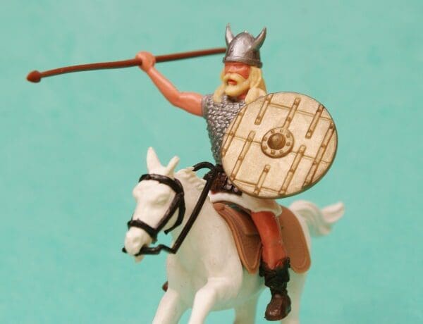 Timpo Mounted Viking, Throwing Spear