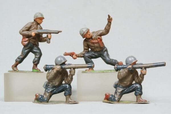 SOLD Timpo US Infantry - 4 Figures #2