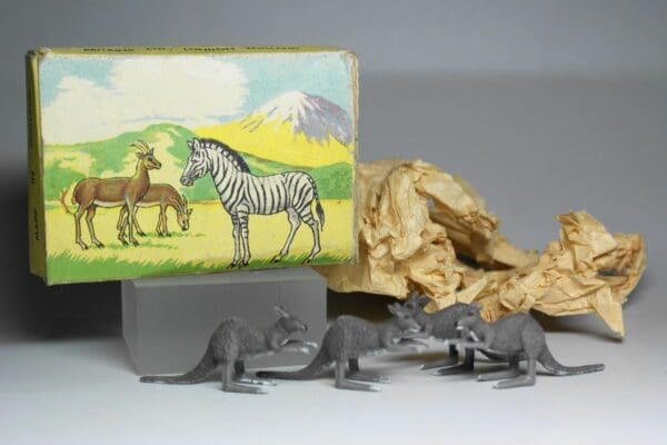 SOLD Baby Kangaroos Picture Pack Trade Box