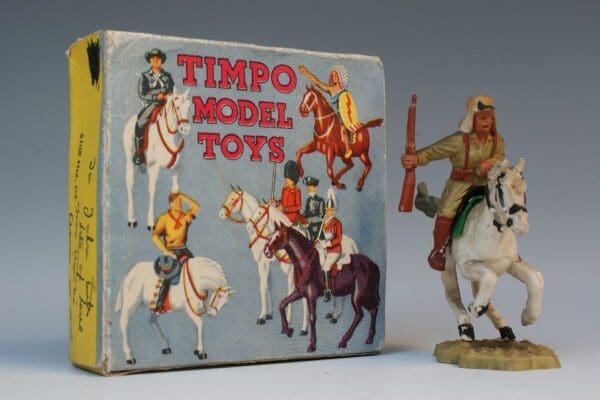 SOLD Timpo Solid Plastic Mounted Legionnaire Boxed - Image 4