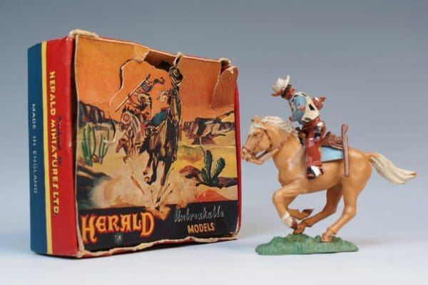SOLD Herald Zang Mounted Cowboy (Bandit) Firing Gun - Image 3